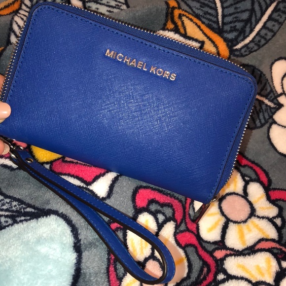 Michael Kors wallet - Picture 1 of 4